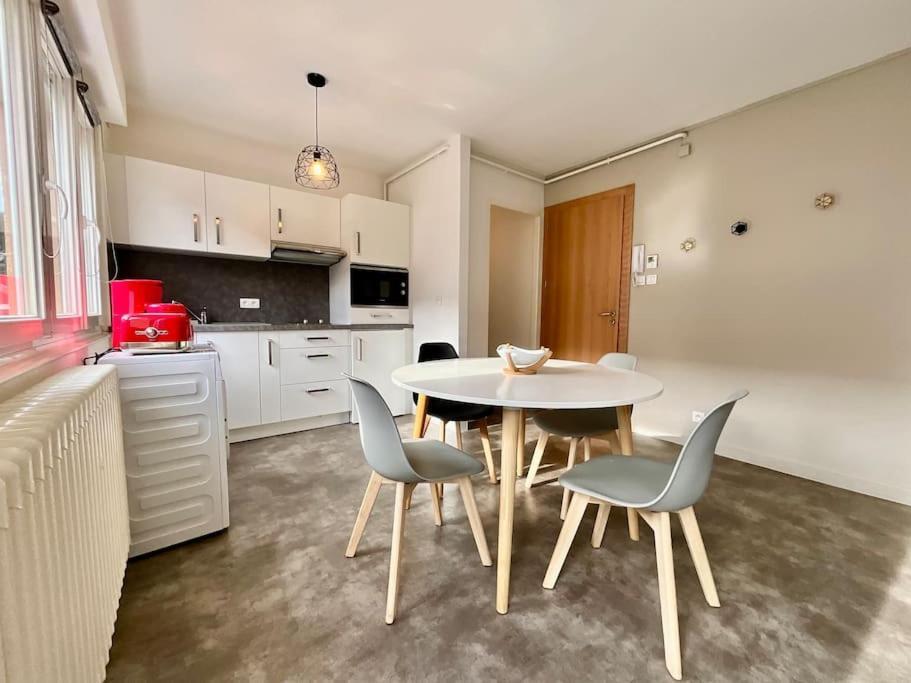 Les Violettes, Bel Appartement Au Centre-Ville Gérardmer Extérieur photo
